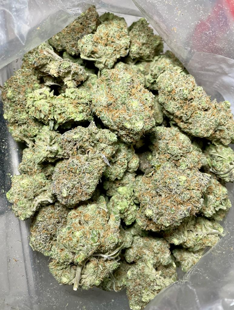 Strawberry ice